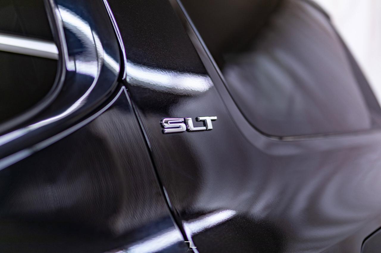 2019 GMC Acadia AWD SLT Leather Roof Nav BCam Red Deer AB