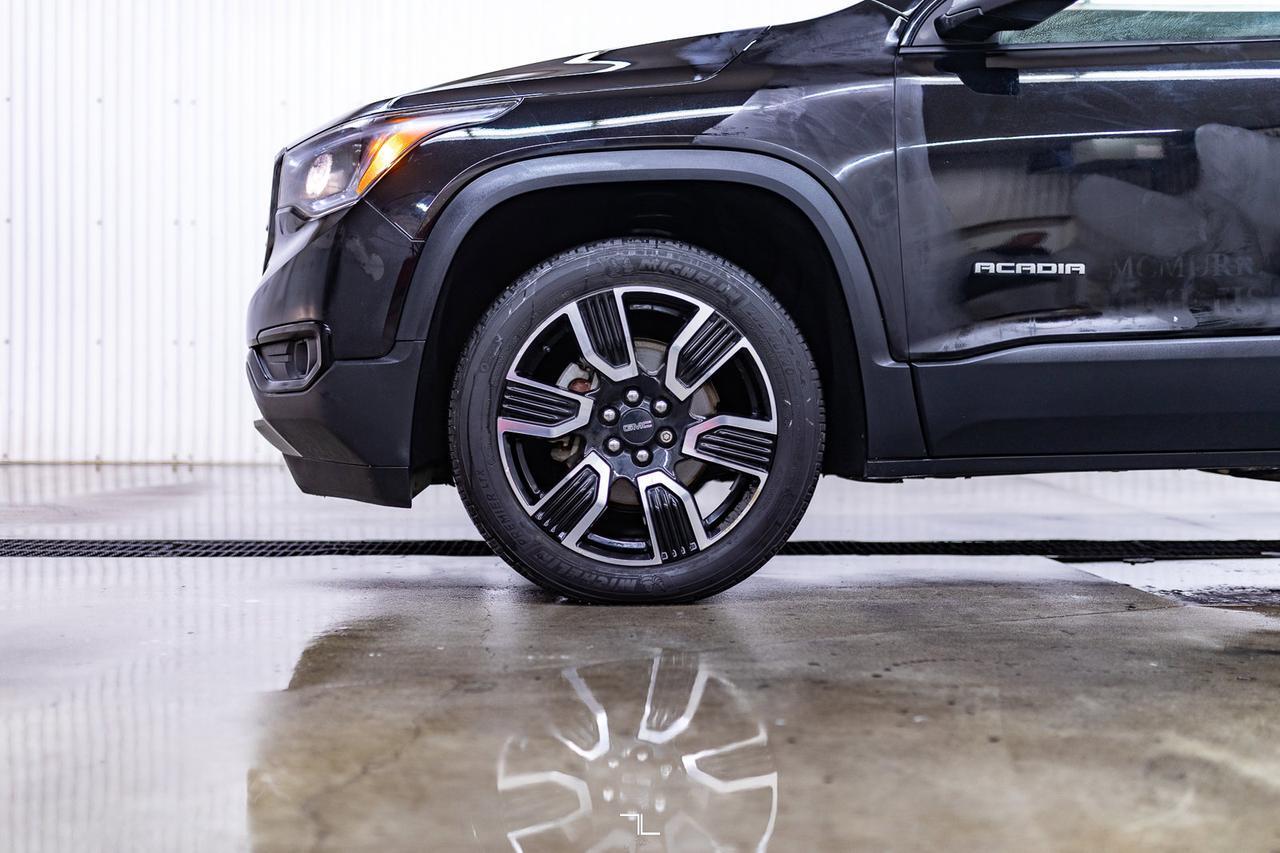 2019 GMC Acadia AWD SLT Leather Roof Nav BCam Red Deer AB