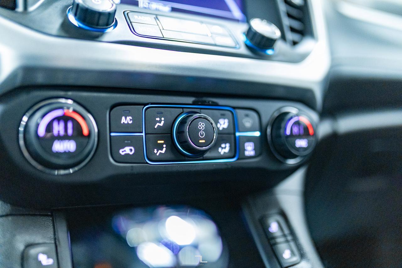 2019 GMC Acadia AWD SLT Leather Roof Nav BCam Red Deer AB