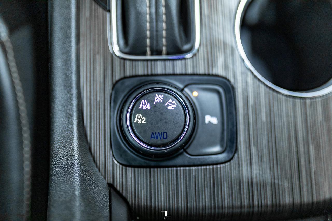 2019 GMC Acadia AWD SLT Leather Roof Nav BCam Red Deer AB