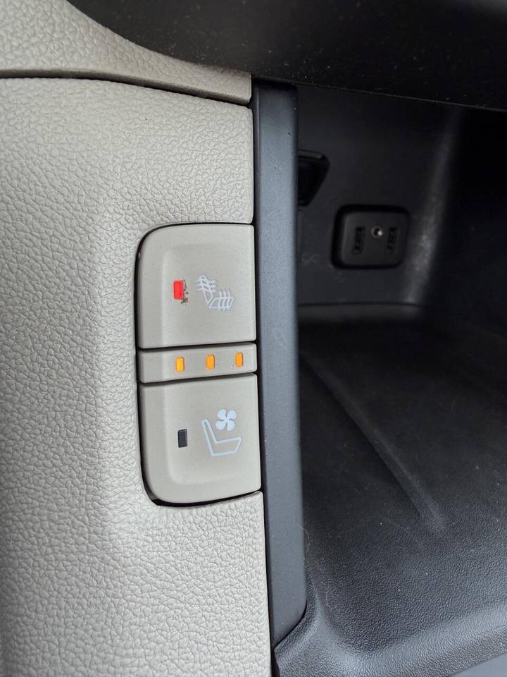 2019 GMC Acadia Denali 4x4 4dr SUV Eldridge IA