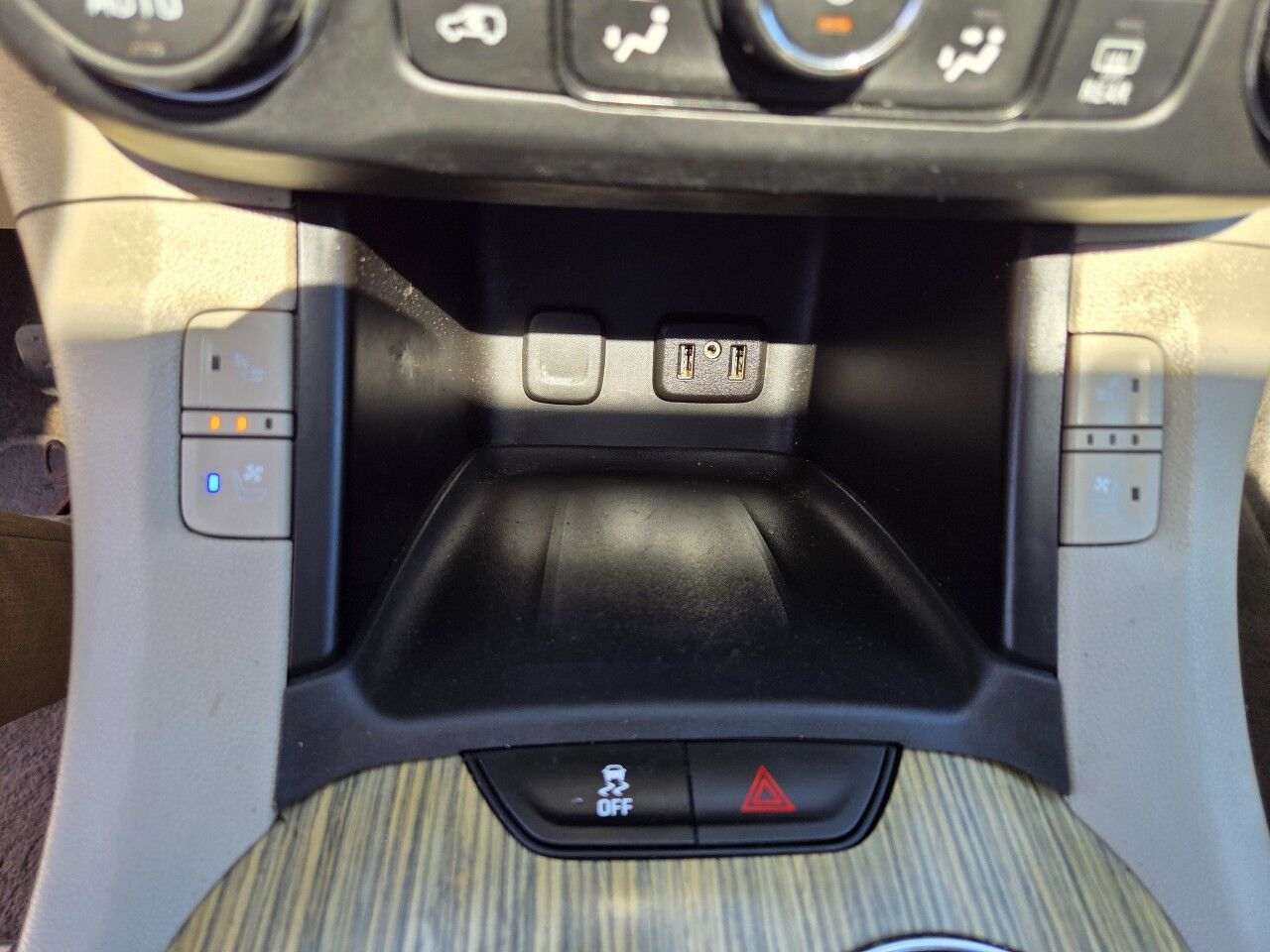 2019 GMC Acadia Denali Charlton MA