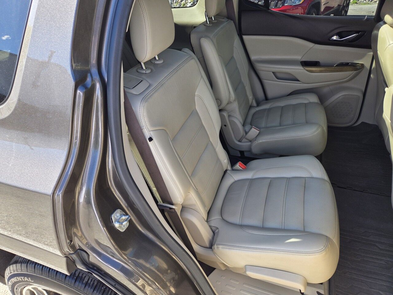 2019 GMC Acadia Denali Charlton MA