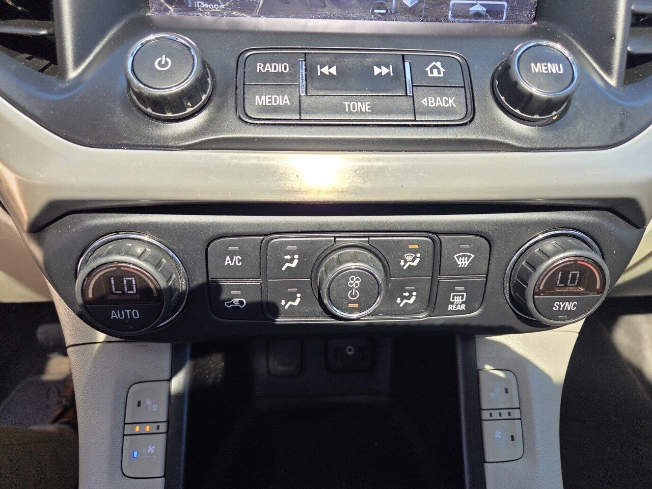 2019 GMC Acadia Denali Charlton MA