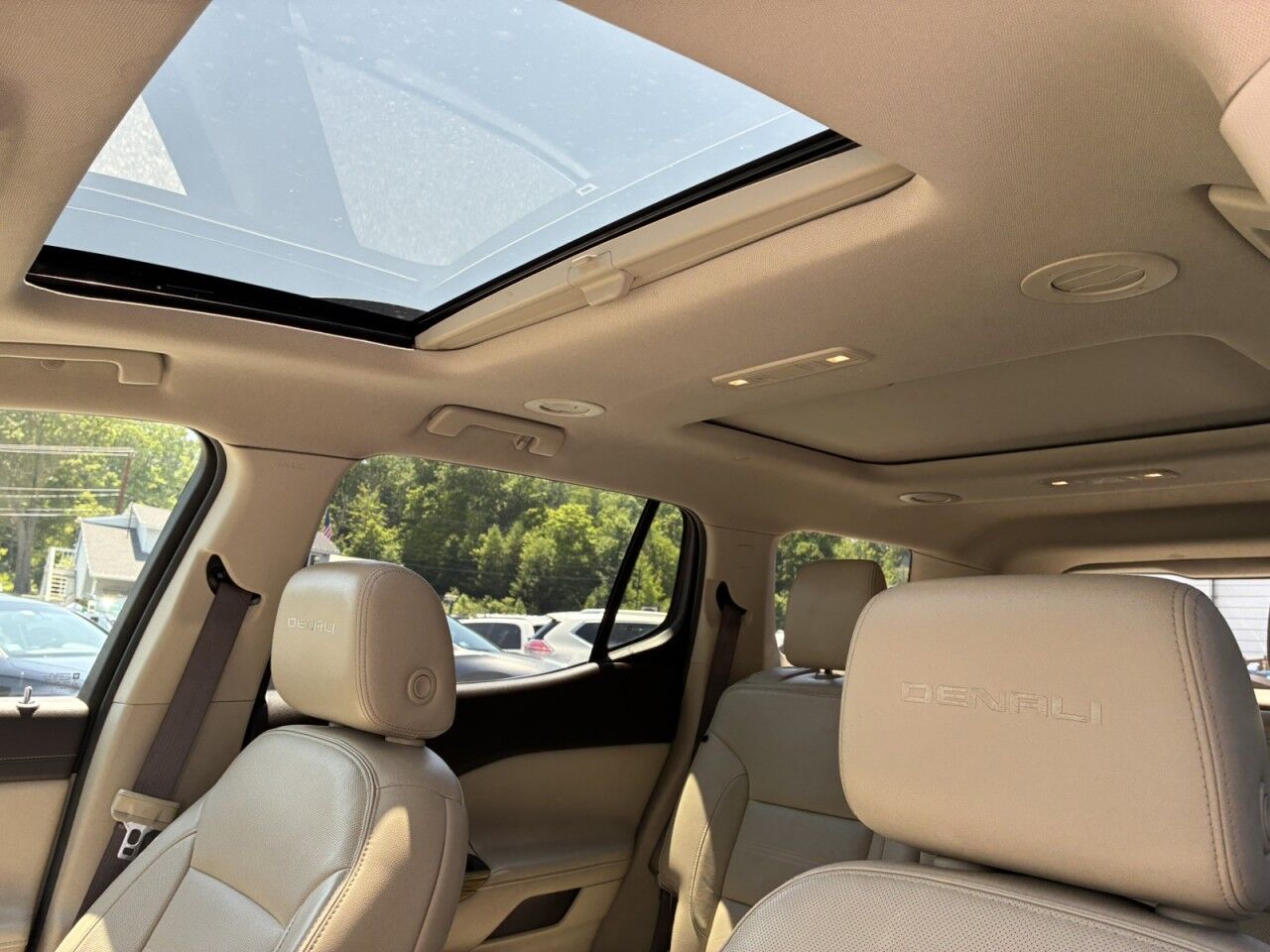 2019 GMC Acadia Denali Charlton MA