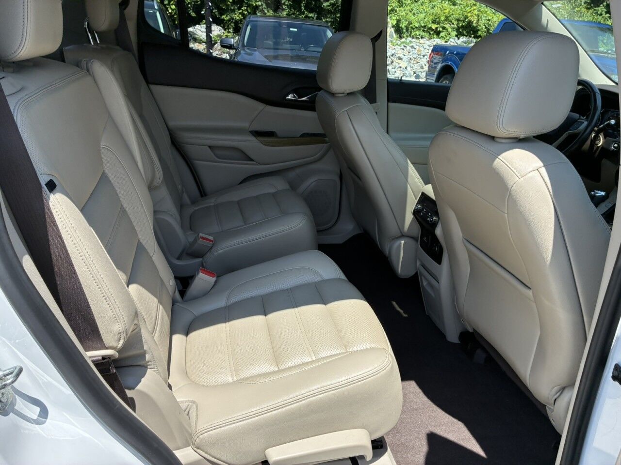 2019 GMC Acadia Denali Charlton MA