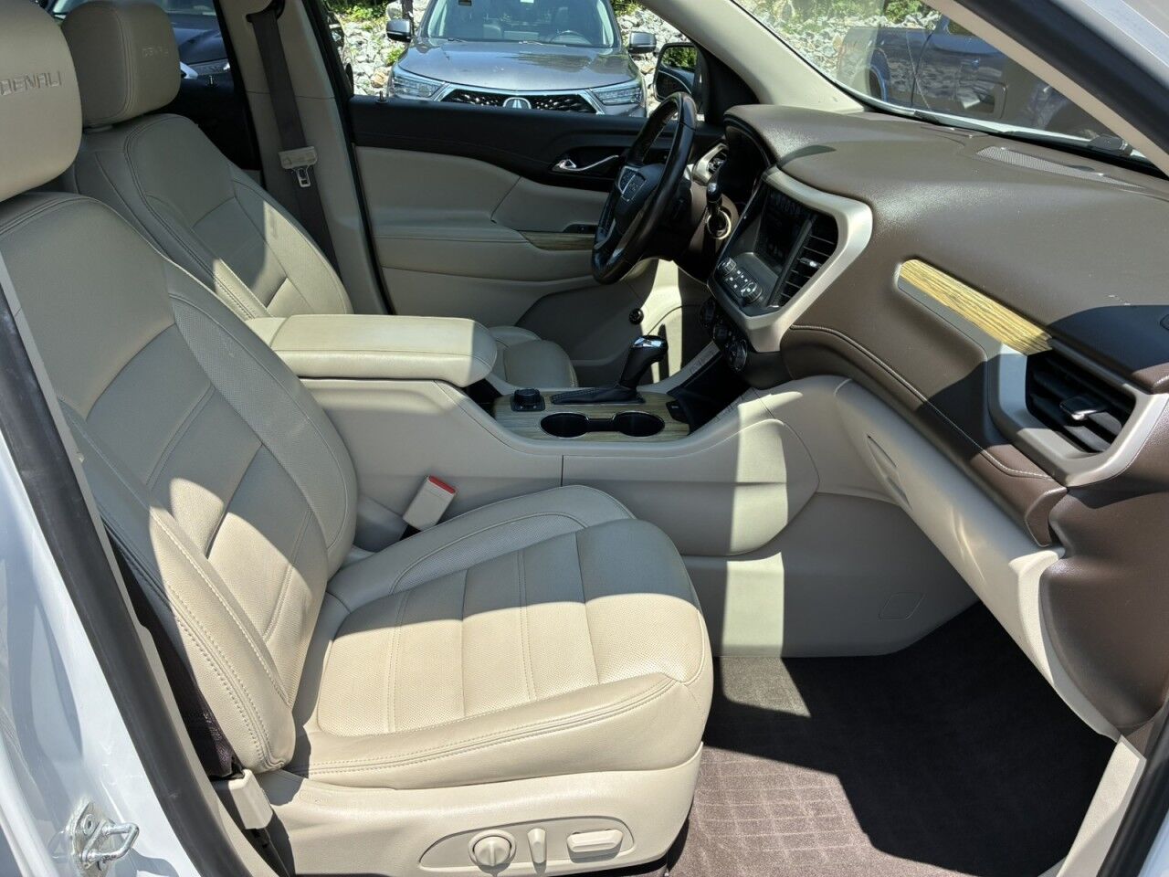 2019 GMC Acadia Denali Charlton MA