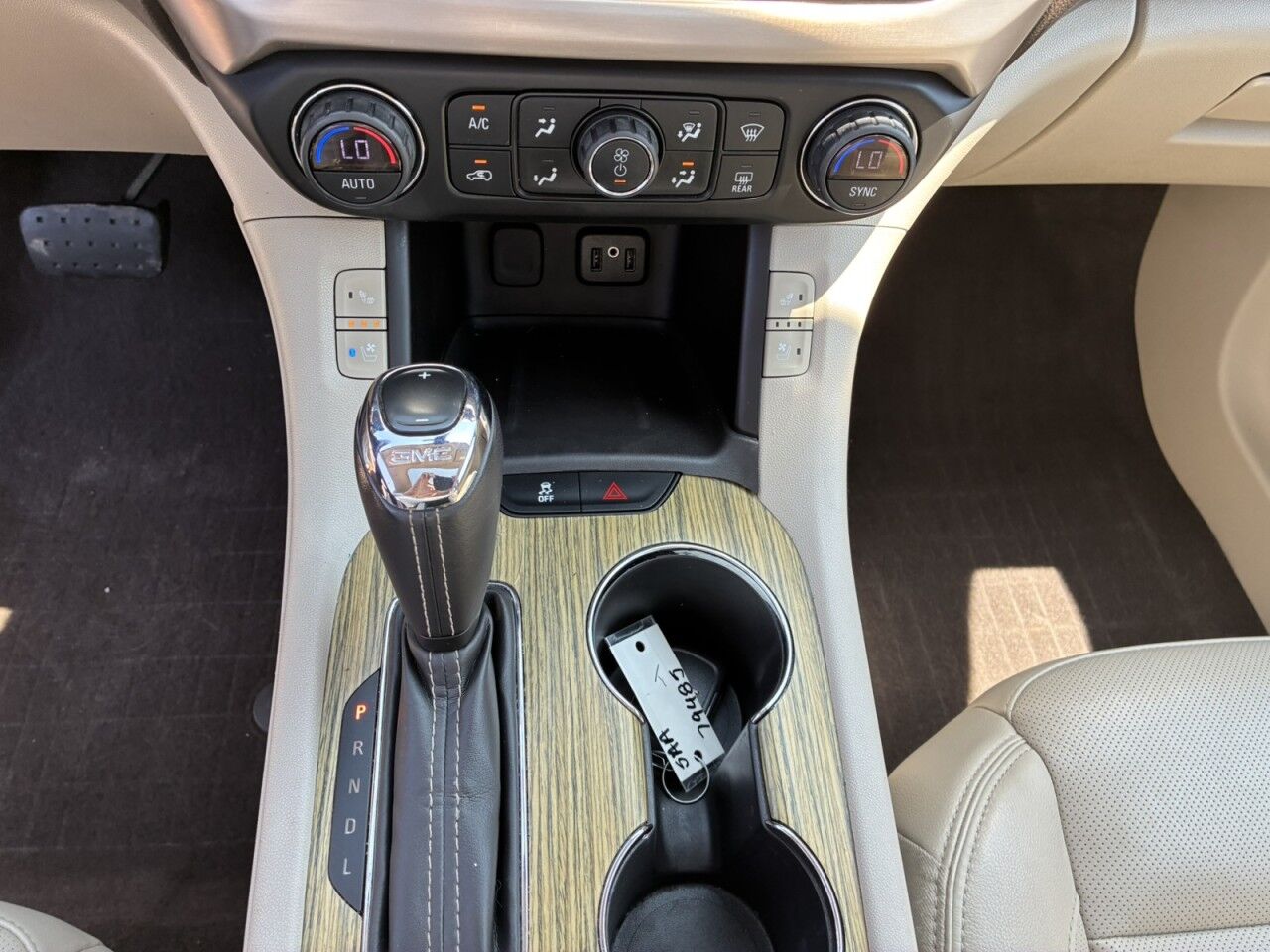 2019 GMC Acadia Denali Charlton MA