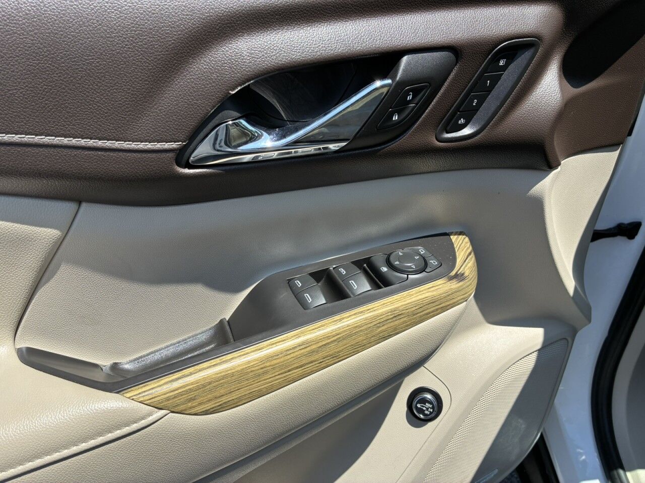 2019 GMC Acadia Denali Charlton MA