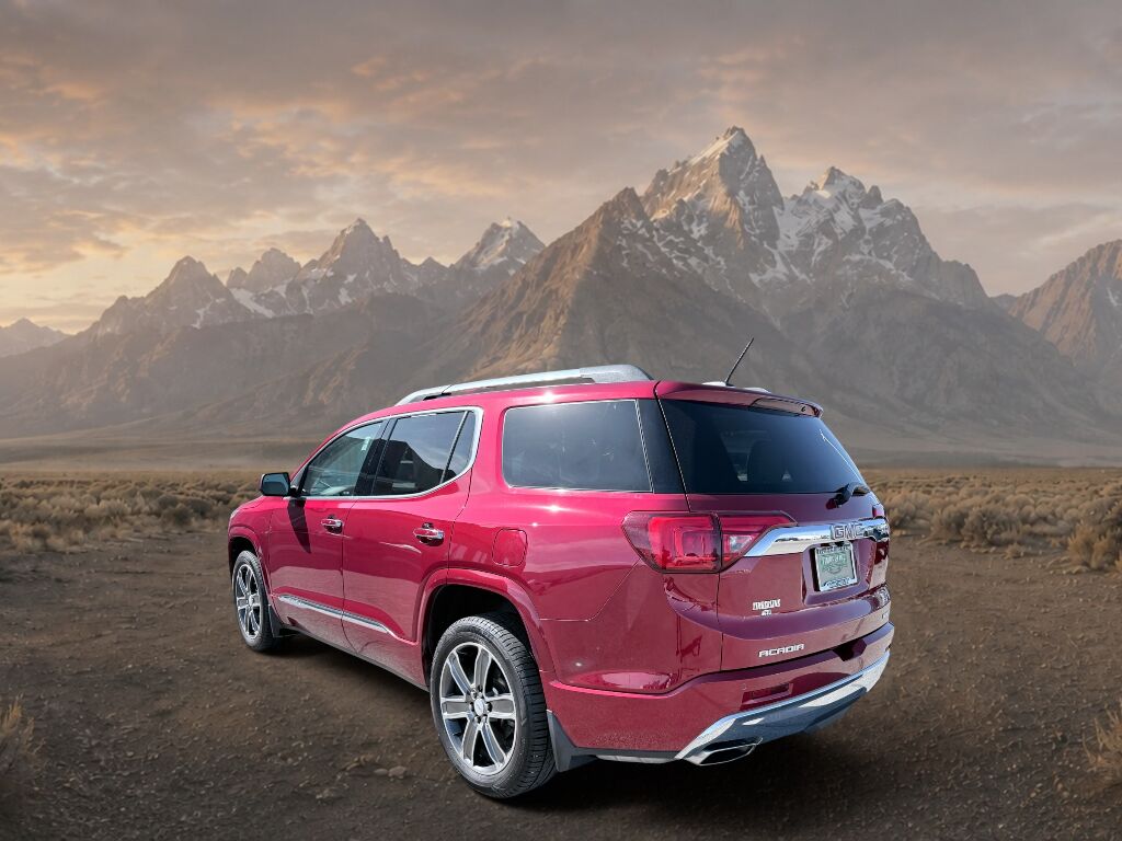 2019 GMC Acadia Denali