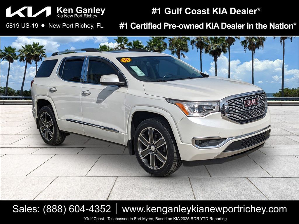 2019 GMC Acadia Denali Oshkosh WI