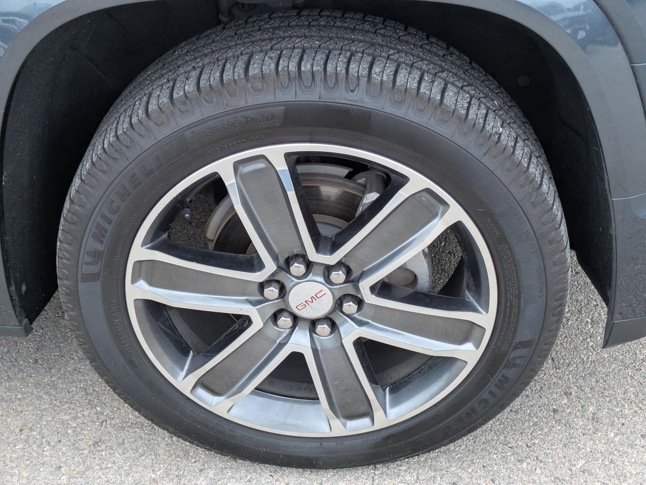 2019 GMC Acadia Denali Castroville TX