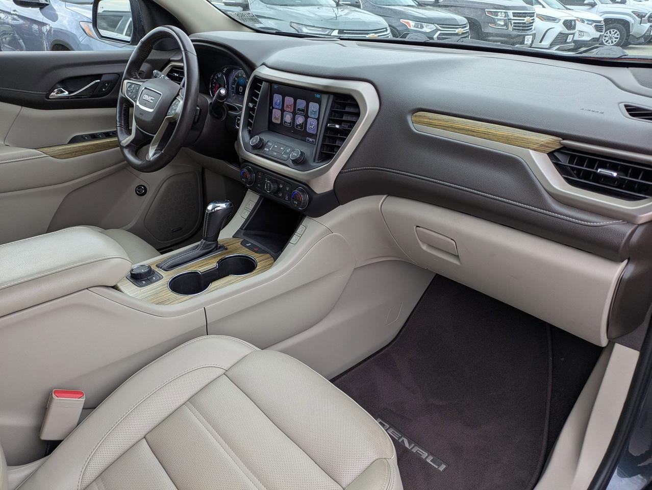 2019 GMC Acadia Denali Castroville TX