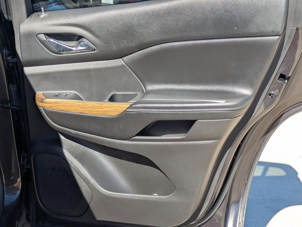 2019 GMC Acadia Denali Castroville TX