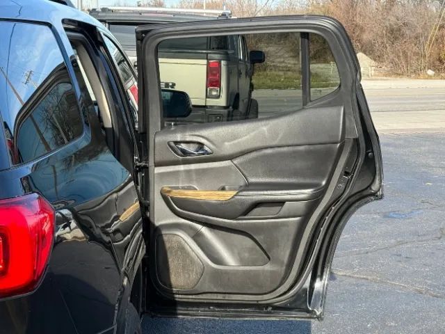 2019 GMC Acadia Denali Sport Utility 4D Cincinnati OH