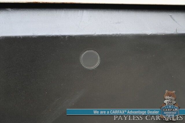 2019 GMC Acadia SLT-2 / AWD / AutoStart / Front & Rear Heated Leather Seats / Dual Sunroof / Navigation / Bose Speakers / Forward Collision & Blind Spot Alert / 3rd Row / Rear Captains Chairs / Power Liftgate Anchorage AK