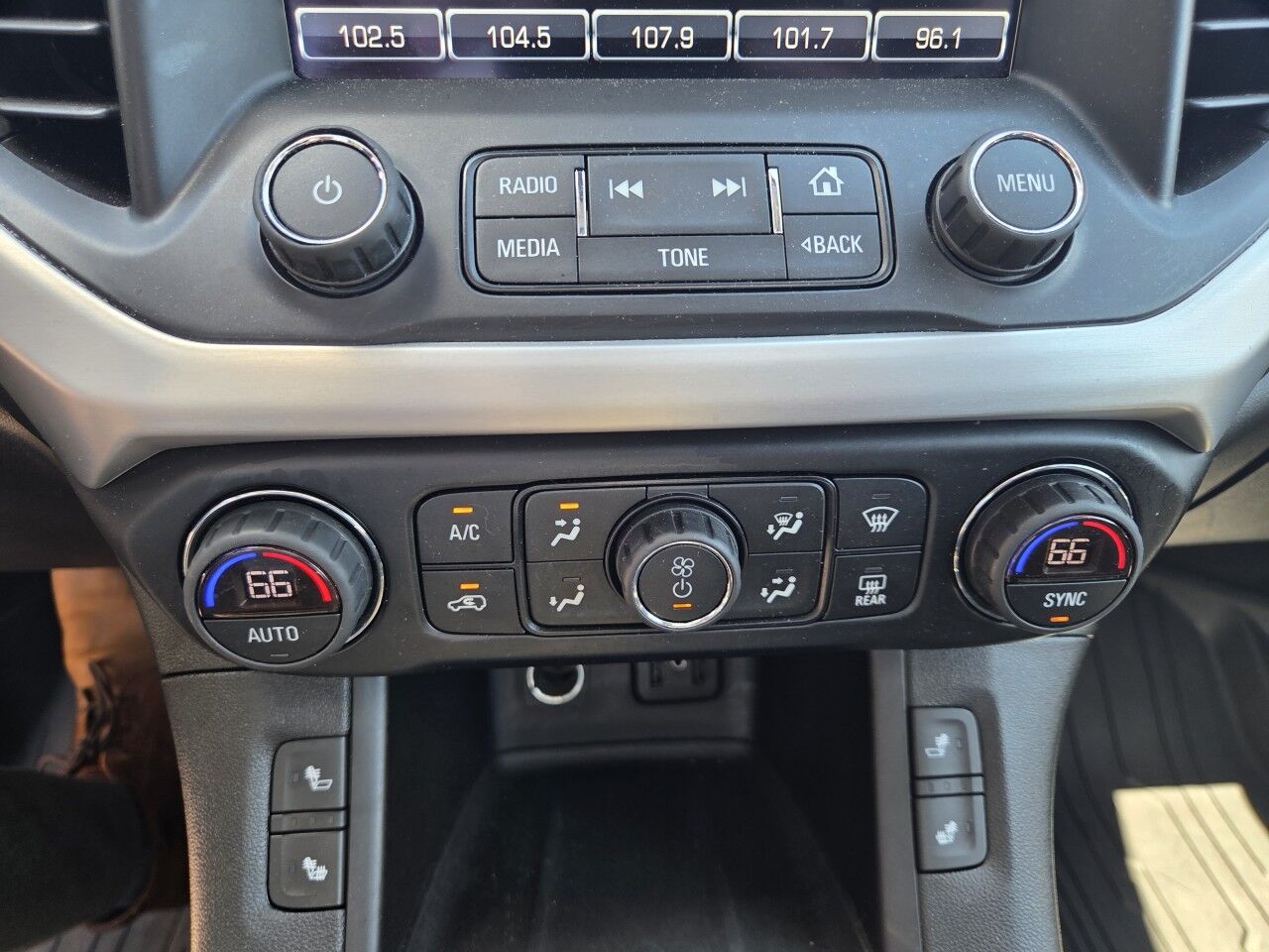 2019 GMC Acadia SLT Charlton MA