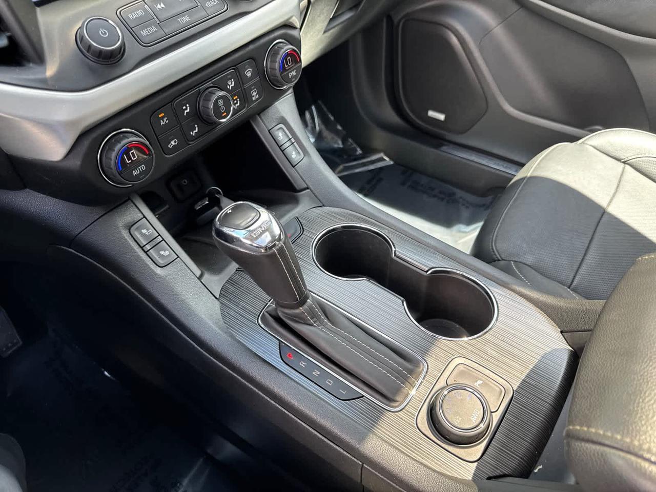 2019 GMC Acadia SLT Dartmouth MA