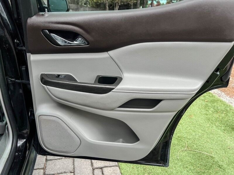 2019 GMC Acadia SLT Wilmington NC