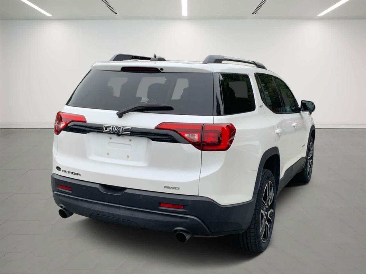2019 GMC Acadia SLT Dartmouth MA