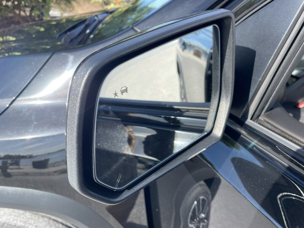 2019 GMC Acadia SLT4SA~CLEAN CARFAX~PACKAGE~AUTO START/STOP~BLACK EDITION PACKAGE~CHROME GRILLE~DRIVER ALERT PACKAGE~KEYLESS ENTRY~MAX TRAILERING PACKAGE~PREMIUM SOUND SYSTEM~REMOTE ENGINE START~THIRD ROW SEATING Sarasota FL