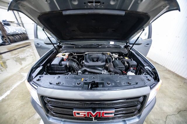 2019 GMC Canyon 4x4 Crew Cab All Terrain Diesel Leather Nav BCam Red Deer AB