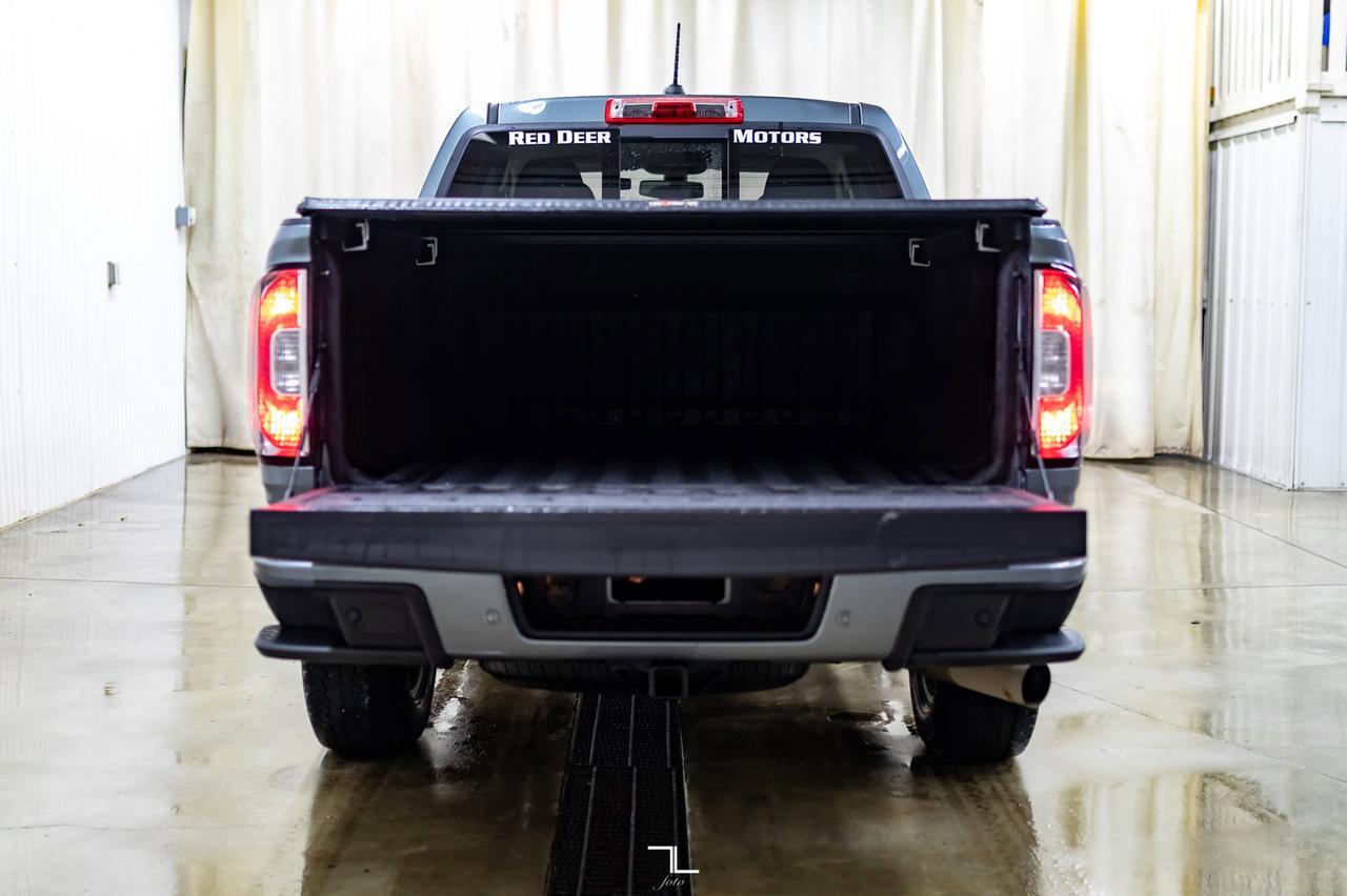 2019 GMC Canyon 4x4 Crew Cab All Terrain Diesel Leather Nav BCam Red Deer AB