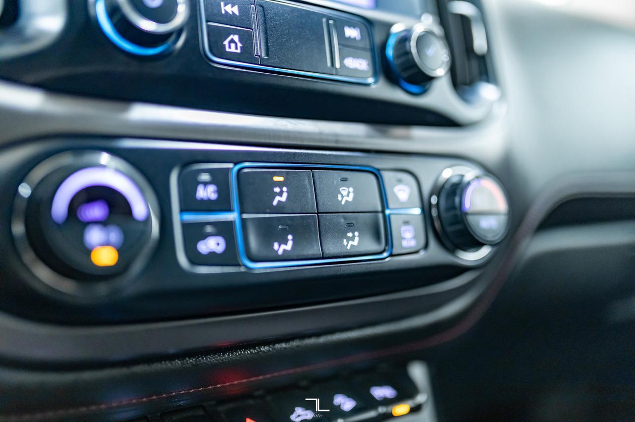 2019 GMC Canyon 4x4 Crew Cab All Terrain Diesel Leather Nav BCam Red Deer AB