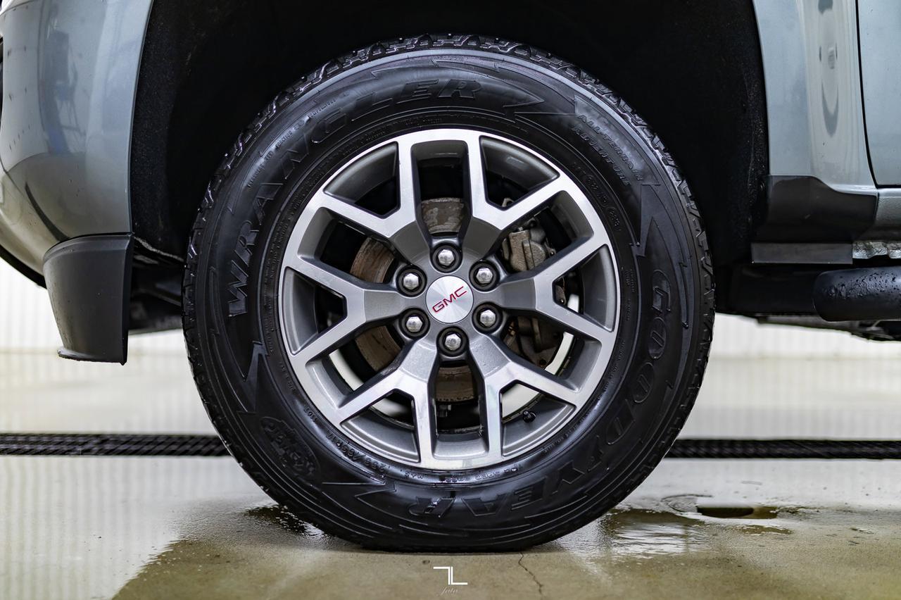 2019 GMC Canyon 4x4 Crew Cab All Terrain Diesel Leather Nav BCam Red Deer AB