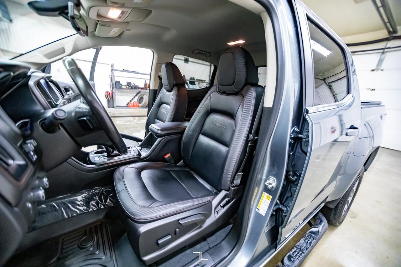 2019 GMC Canyon 4x4 Crew Cab All Terrain Diesel Leather Nav BCam Red Deer AB