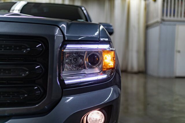 2019 GMC Canyon 4x4 Crew Cab All Terrain Diesel Leather Nav BCam Red Deer AB