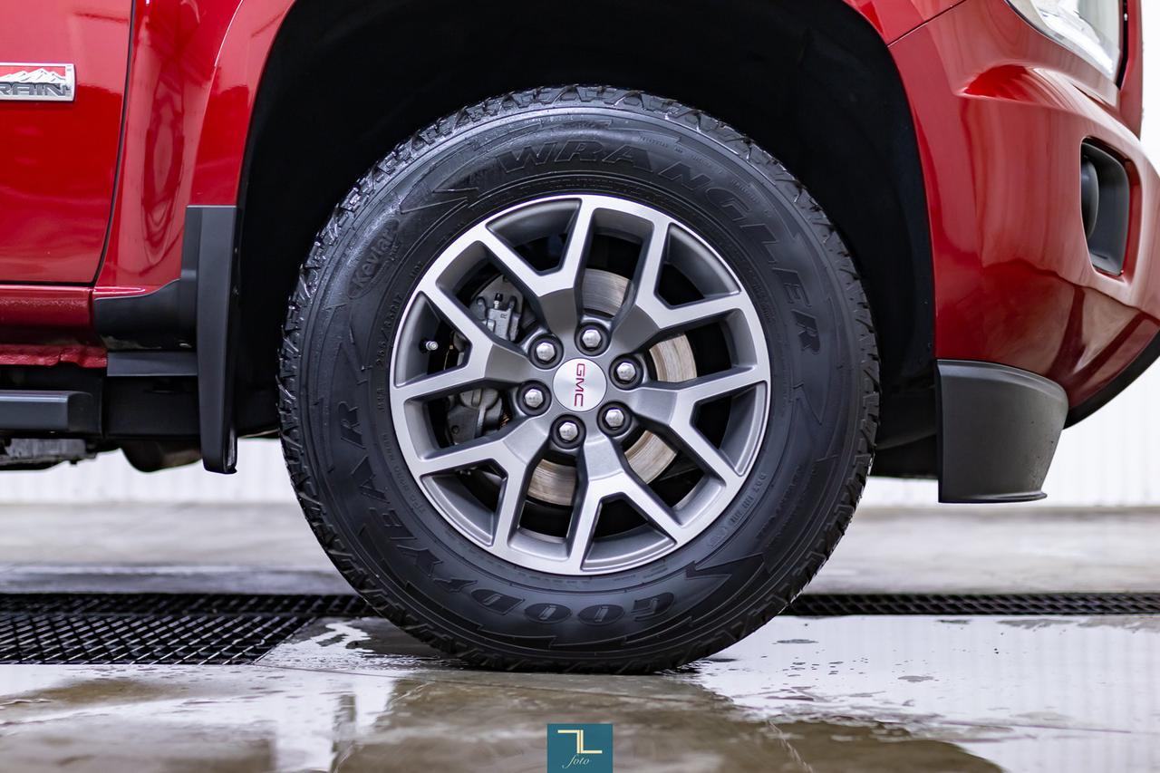 2019 GMC Canyon 4x4 Crew Cab All Terrain Leather Nav BCam Red Deer AB