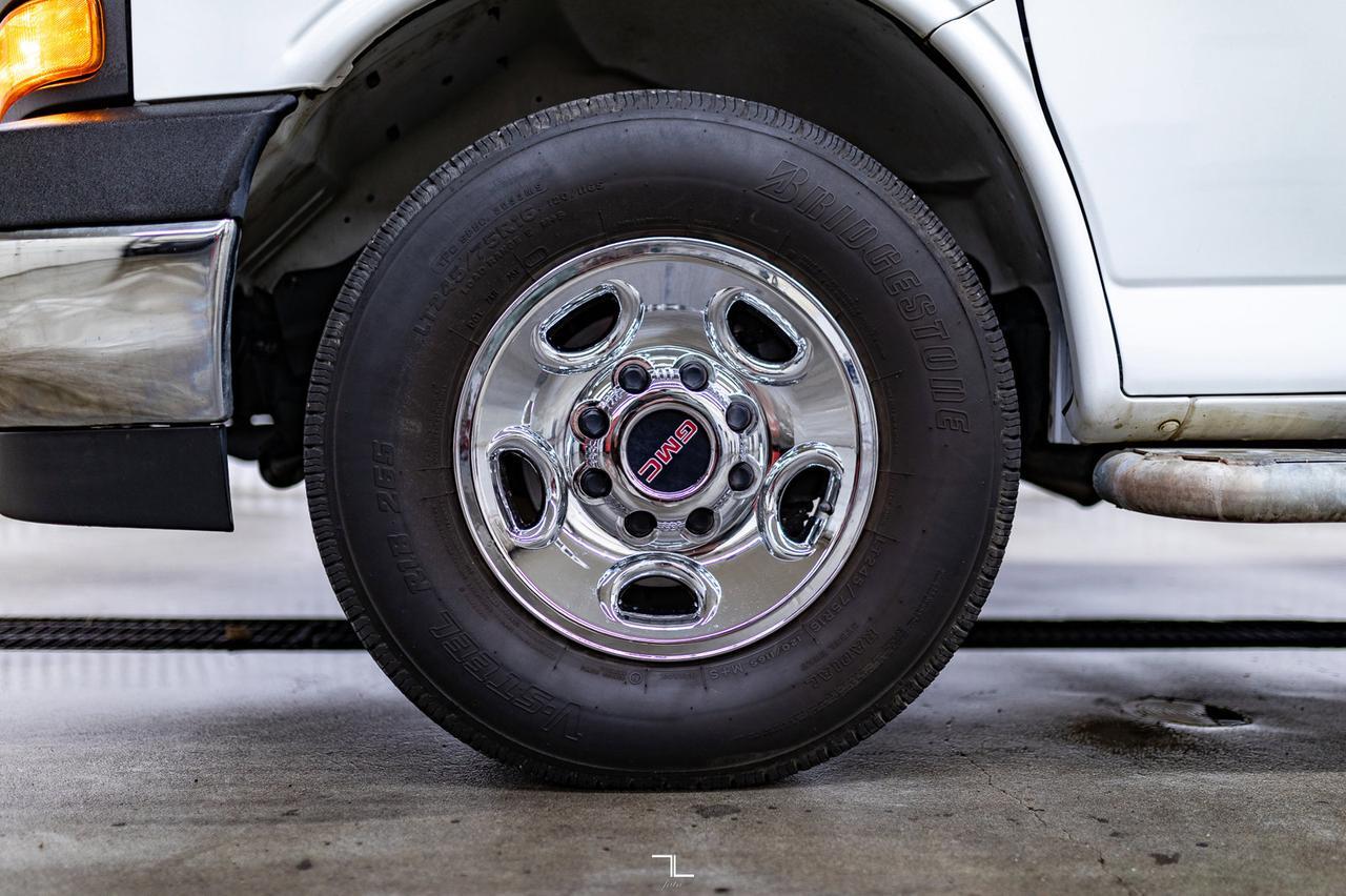 2019 GMC Savana 2500 Cargo Van BCam Red Deer AB