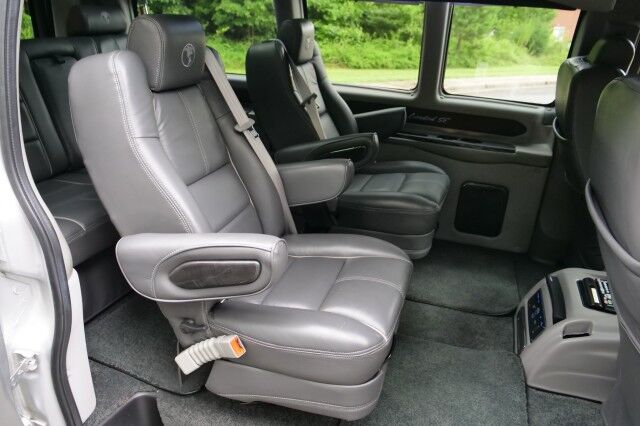 2019 GMC Savana Explorer Conversion Van / Limited SE / Loaded With Options! High Point NC