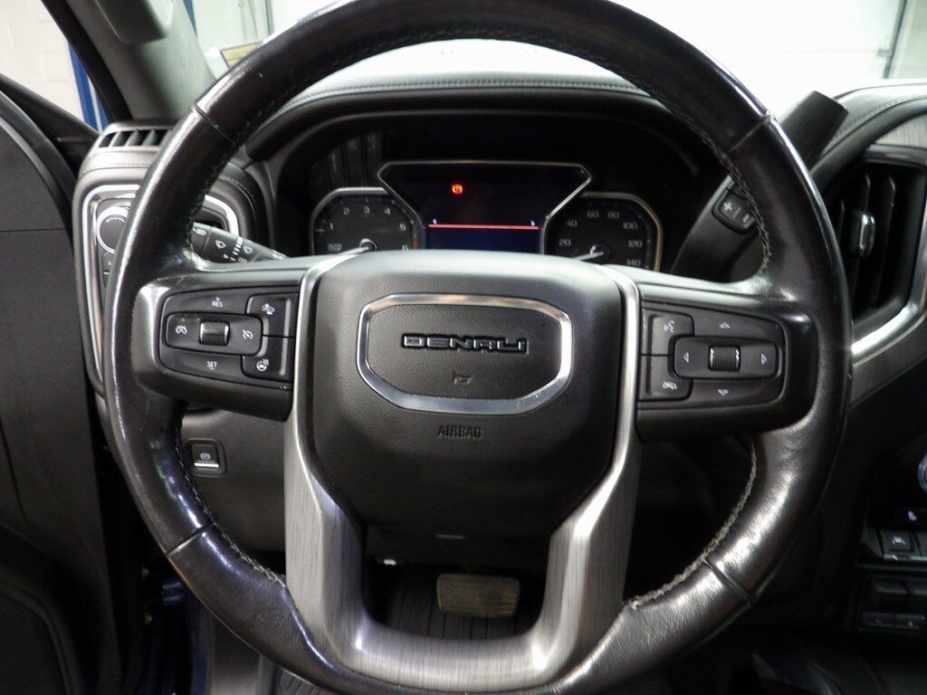 2019 GMC Sierra 1500 4x4 Crew Cab Denali Fond du Lac WI