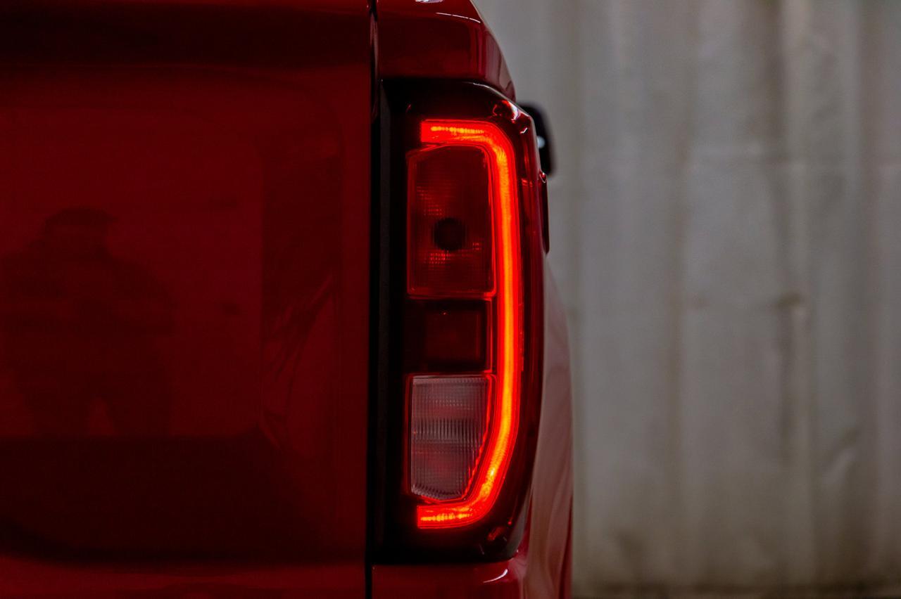 2019 GMC Sierra 1500 4x4 Crew Cab Elevation BCam Red Deer AB