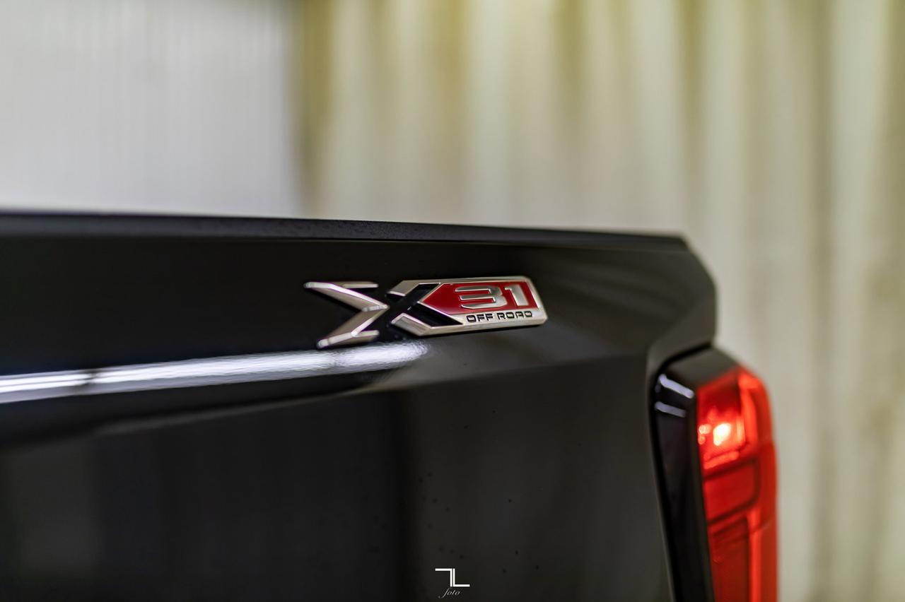 2019 GMC Sierra 1500 4x4 Crew Cab Elevation X31 Offroad Leather Roof BCam Red Deer AB