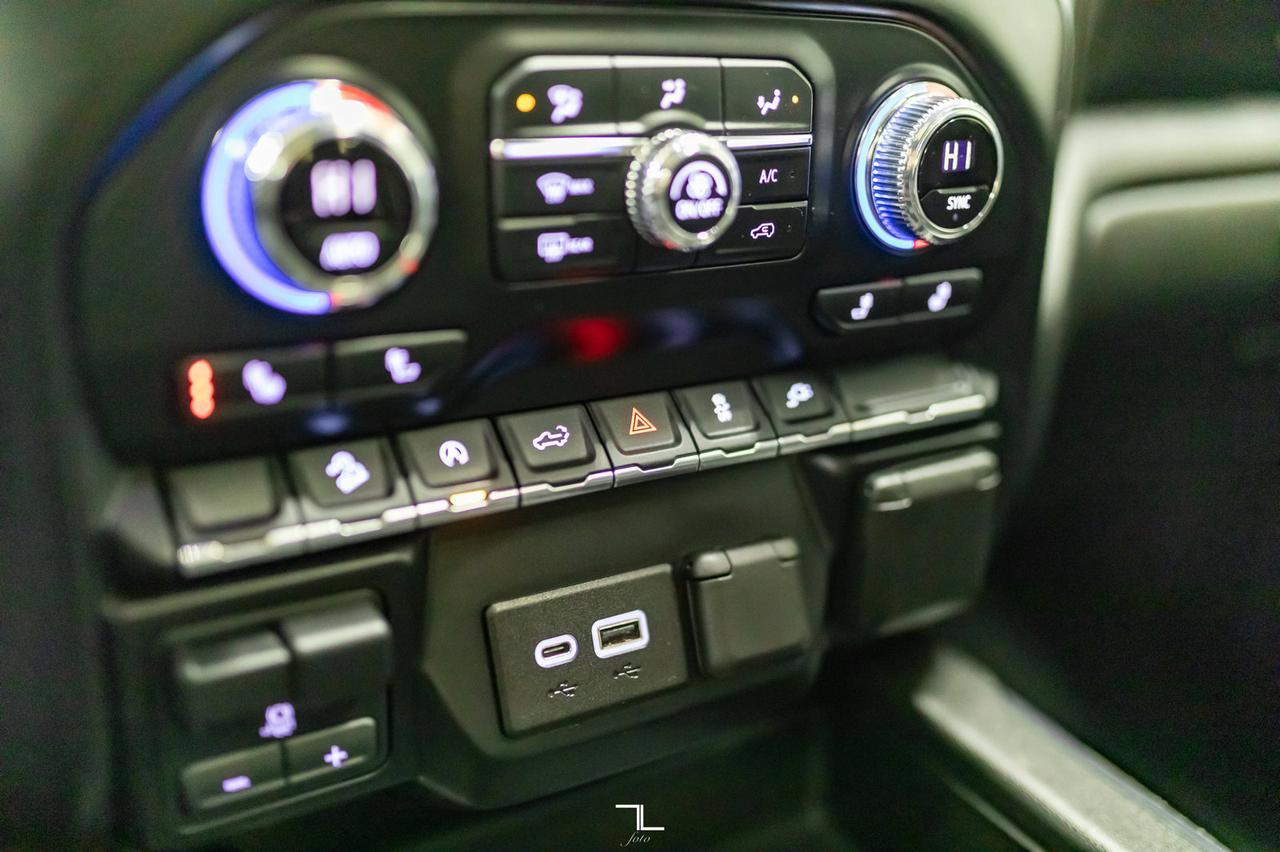 2019 GMC Sierra 1500 4x4 Crew Cab Elevation X31 Offroad Leather Roof BCam Red Deer AB