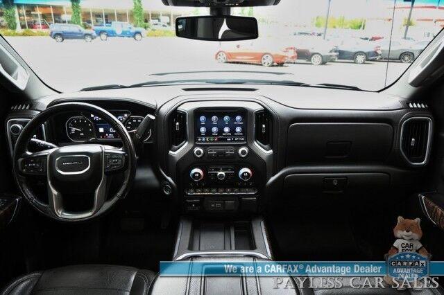 2019 GMC Sierra 1500 Denali / 4X4 / AutoStart / 6.2L V8 / Heated & Cooled Leather Seats / Heated Steering Wheel / Sunroof / NAV / Bose Speakers / Lane Departure & Blind Spot Alert / Multipro Tailgate / Tonneau Cover / Tow Pkg Anchorage AK