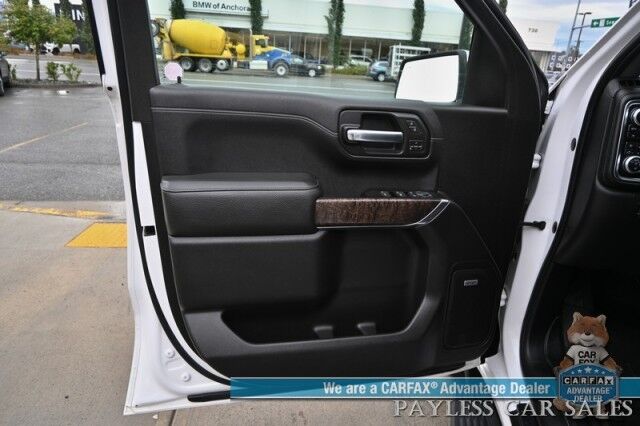 2019 GMC Sierra 1500 Denali / 4X4 / AutoStart / Ultimate Pkg / Tech Pkg / Heated & Cooled Leather Seats / Heated Steering Wheel / Sunroof / NAV / HUD / 360 Cam / Bose Speakers / Lane Departure & Blind Spot / Tonneau Cover / Tow Pkg Anchorage AK