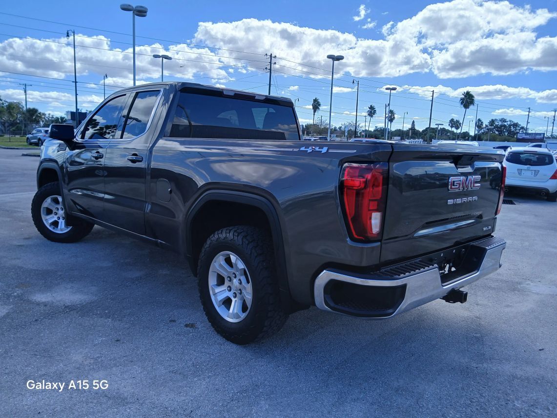 2019 GMC Sierra 1500 Double Cab SLE Pickup 4D 6 1/2 ft