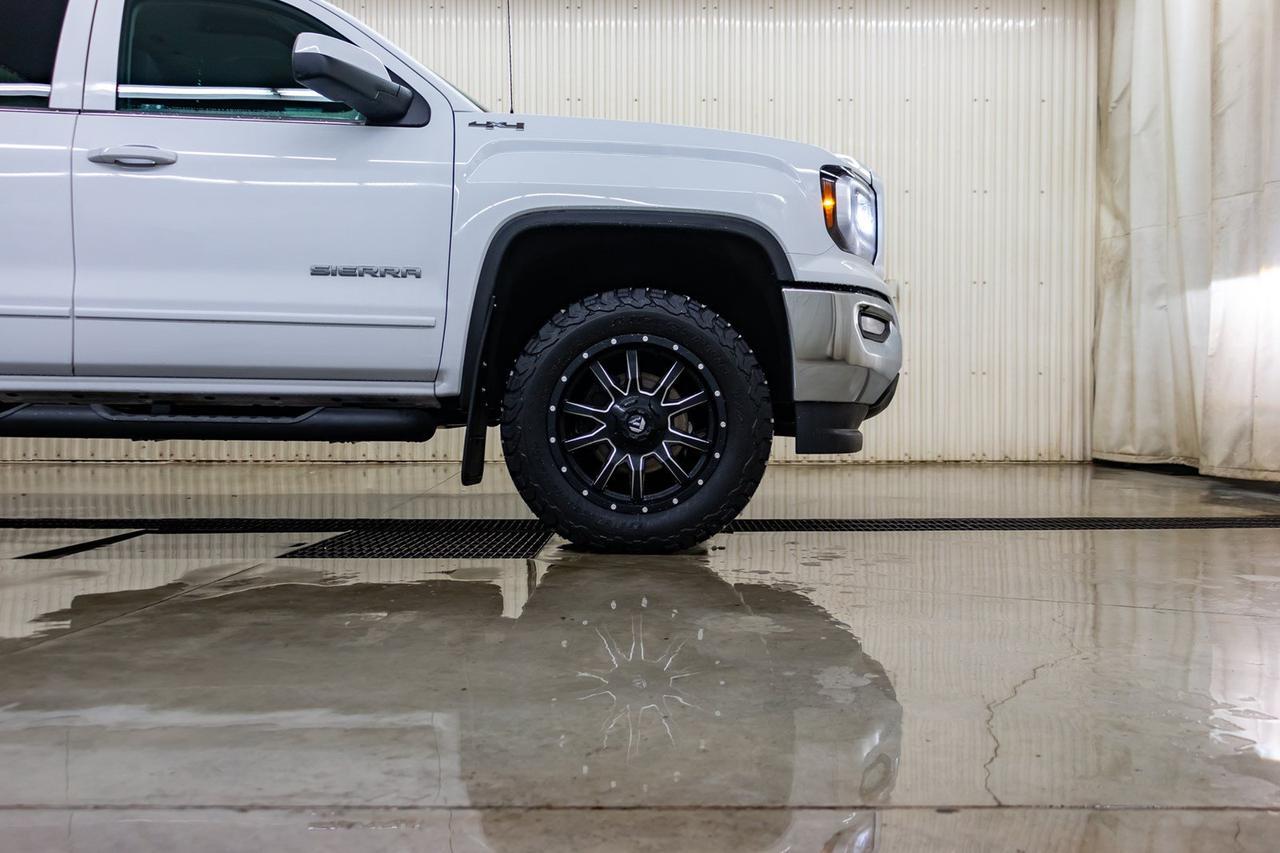 2019 GMC Sierra 1500 Limited 4x4 Double Cab SLE BCam Red Deer AB
