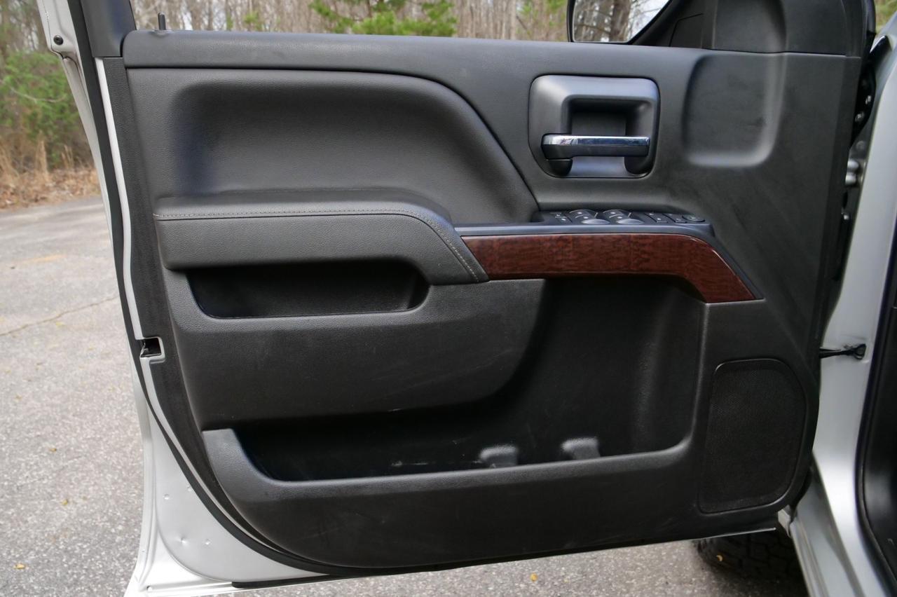 2019 GMC Sierra 1500 Limited SLE 4X4 / Decked Bed System / UPGRADES / 5.3L V8! Lincolnton NC