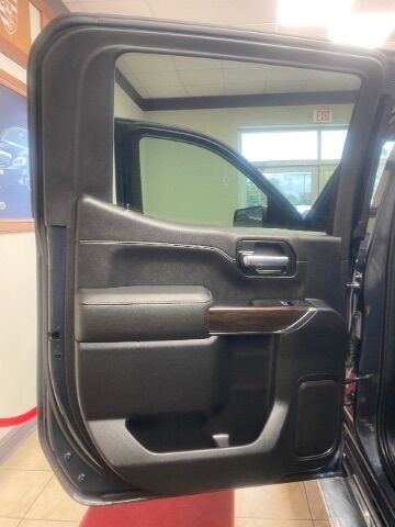 2019 GMC Sierra 1500 SLT Crew Cab Short Box 4WD Charlotte NC