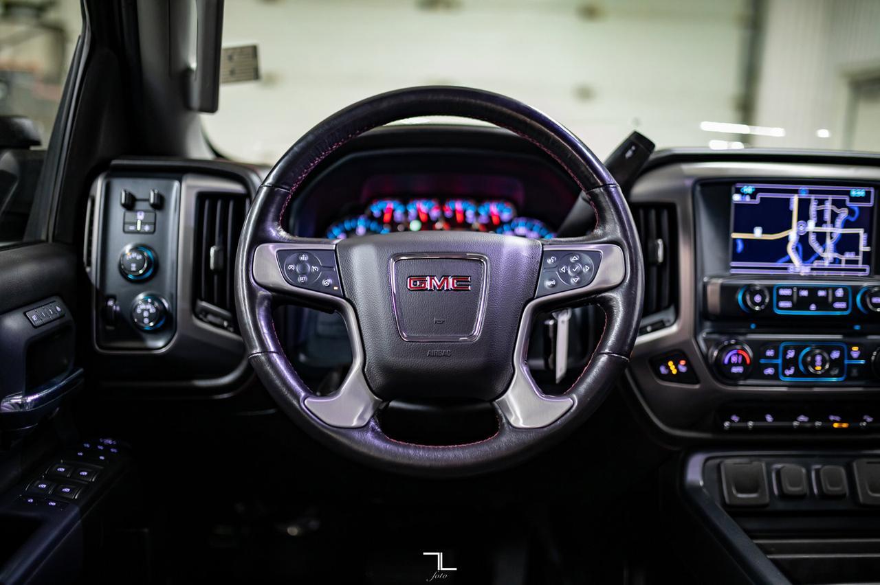 2019 GMC Sierra 2500HD 4x4 Crew Cab All Terrain Leather Roof Nav BCam Red Deer AB