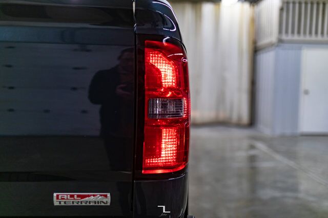 2019 GMC Sierra 2500HD 4x4 Crew Cab All Terrain Leather Roof Nav BCam Red Deer AB