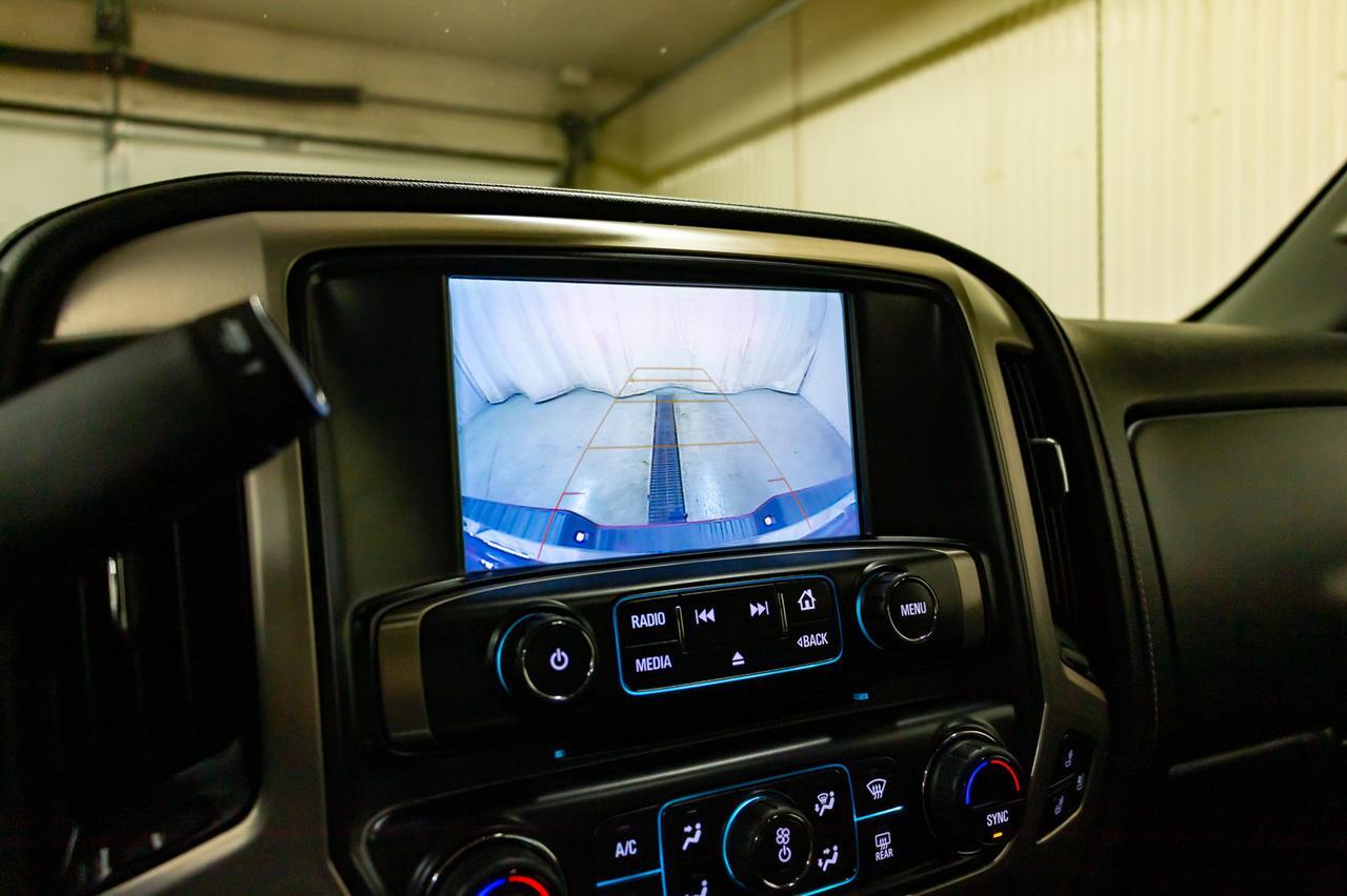 2019 GMC Sierra 2500HD 4x4 Crew Cab Denali Diesel Lift Leather Roof Nav Red Deer AB