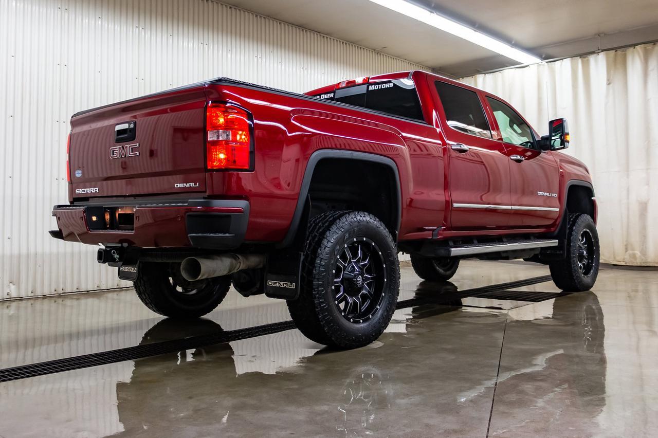 2019 GMC Sierra 2500HD 4x4 Crew Cab Denali Diesel Lift Leather Roof Nav Red Deer AB