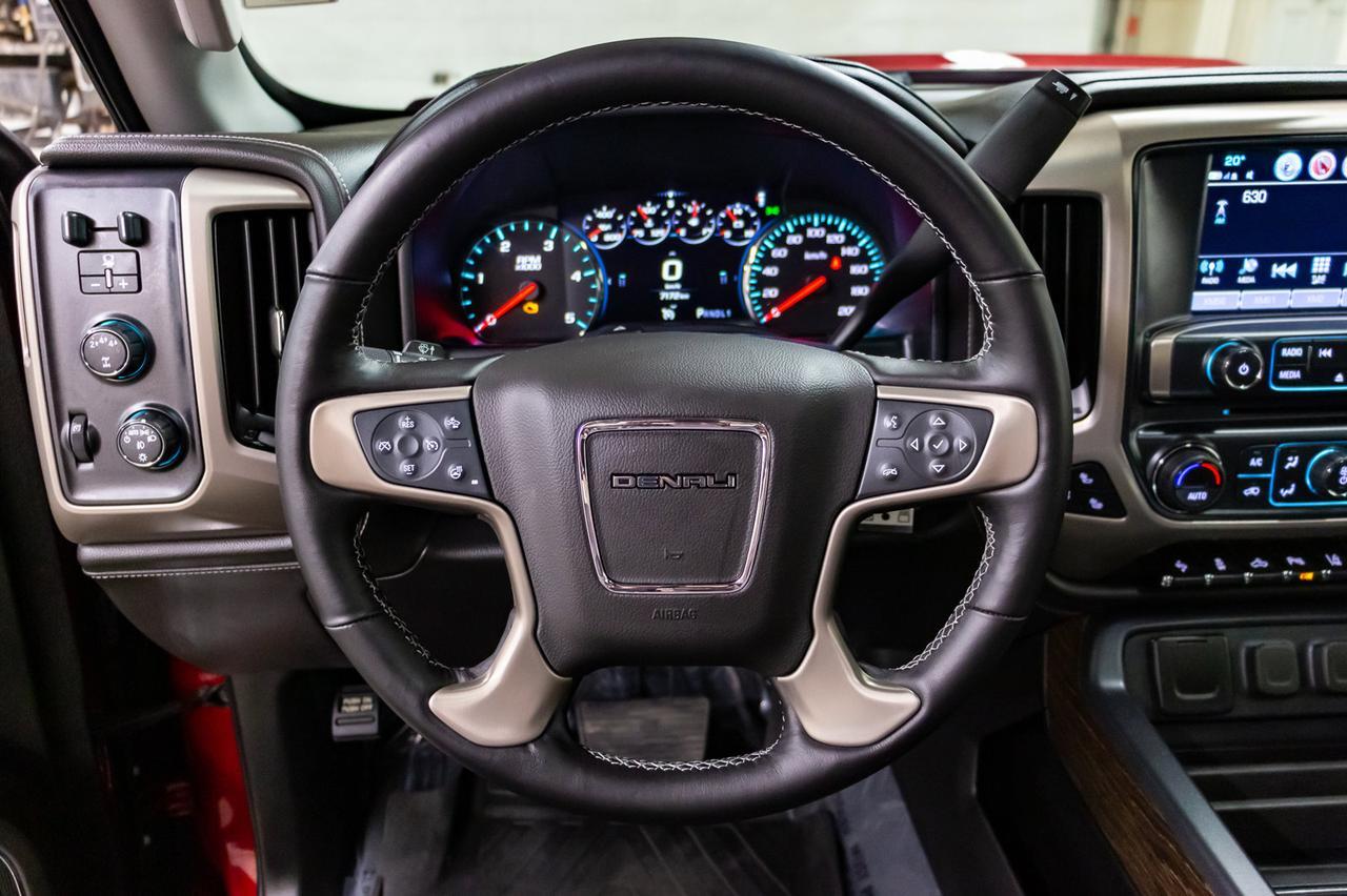 2019 GMC Sierra 2500HD 4x4 Crew Cab Denali Diesel Lift Leather Roof Nav Red Deer AB