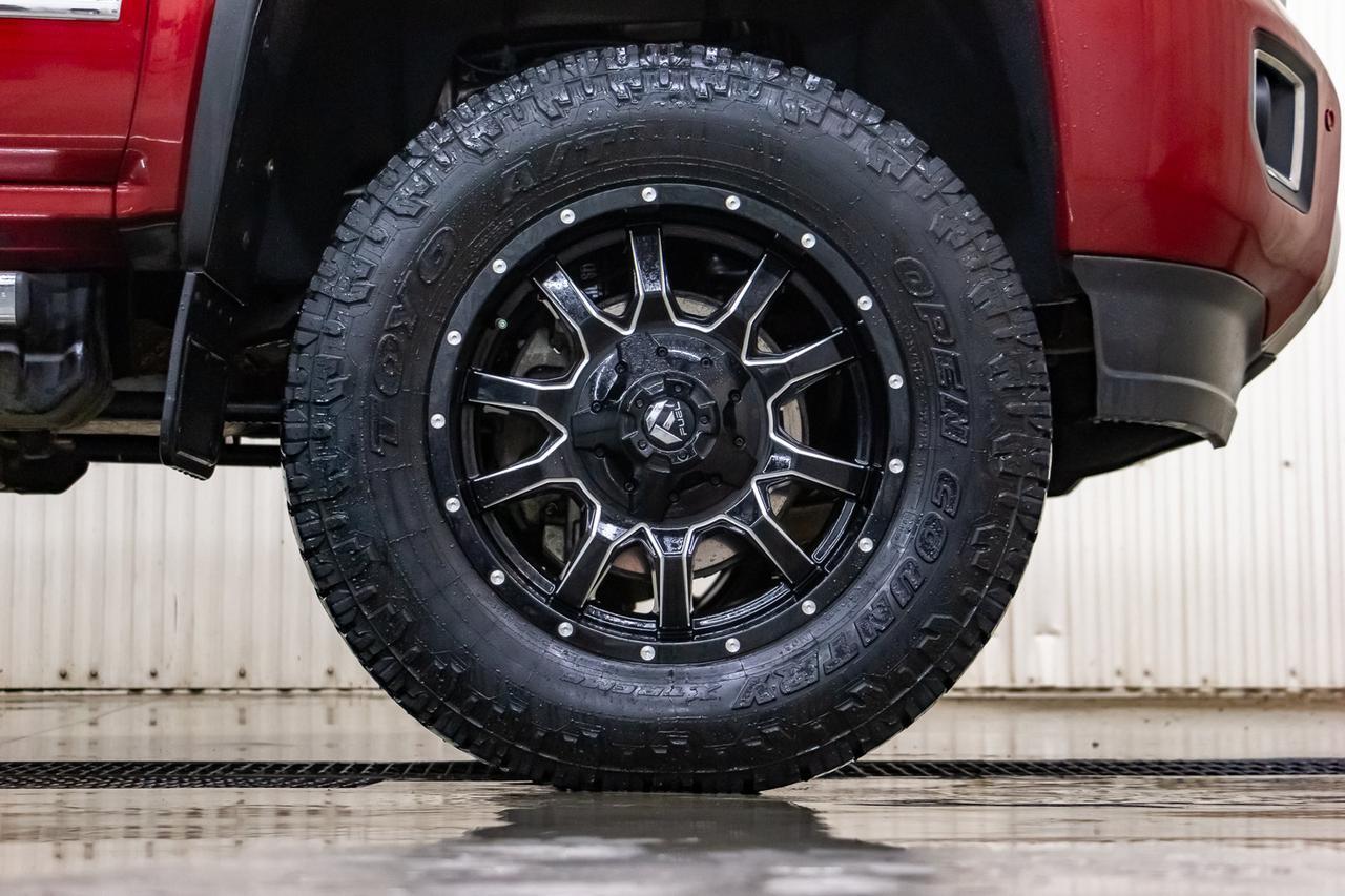 2019 GMC Sierra 2500HD 4x4 Crew Cab Denali Diesel Lift Leather Roof Nav Red Deer AB